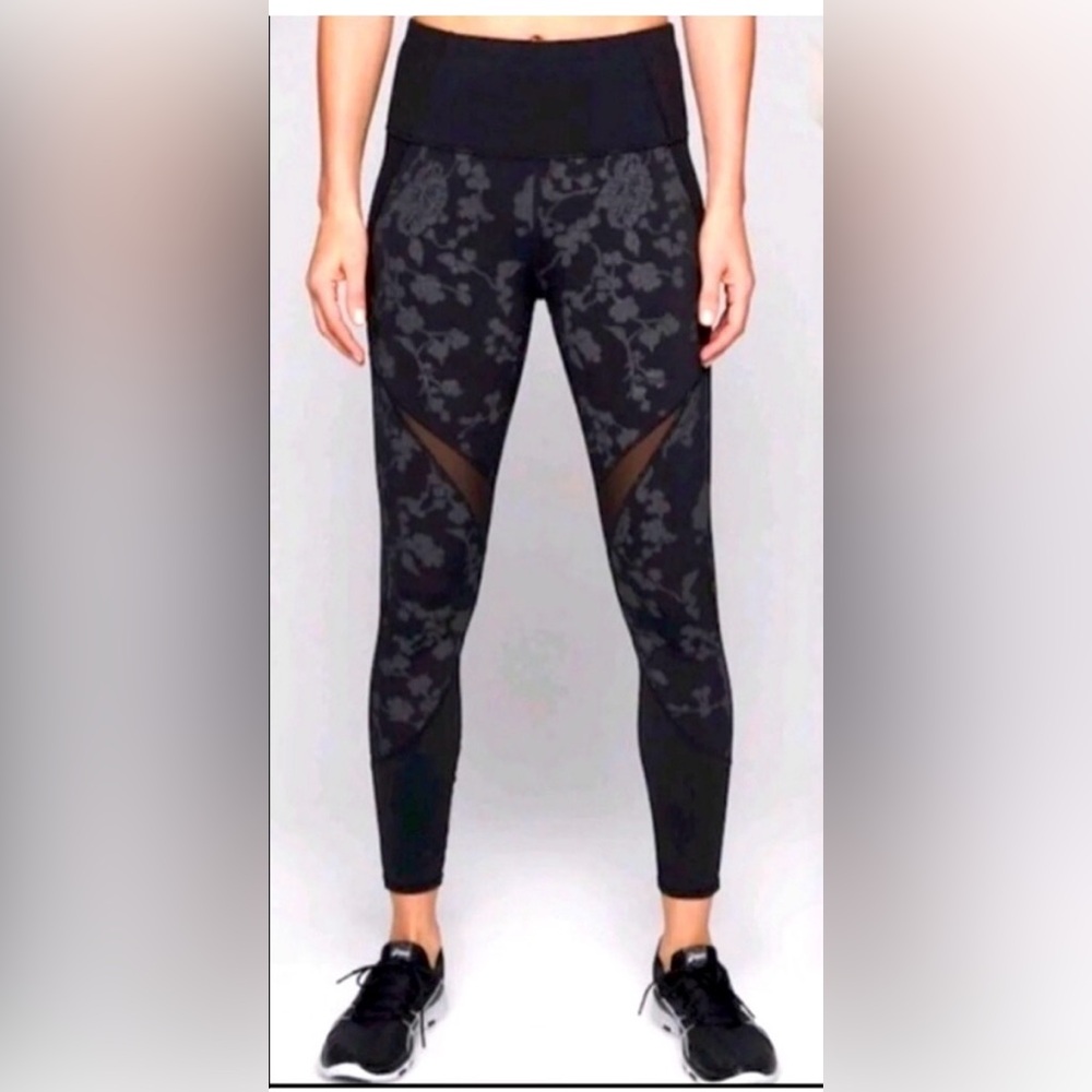 Athleta Moonlight Precision Athletic Leggings Size Small
